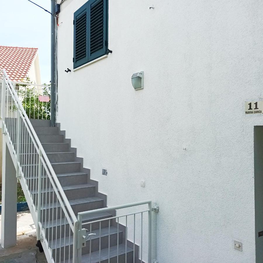 Jesliving Hvar - 2 Bedroom Elegant Apartment With Sea View In Historic Center Of Hvar Town Eksteriør bilde